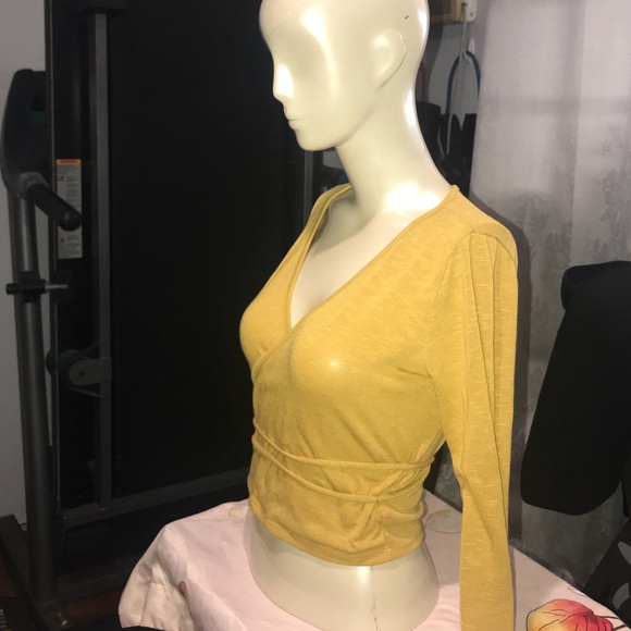 Top - Picture 3 of 3